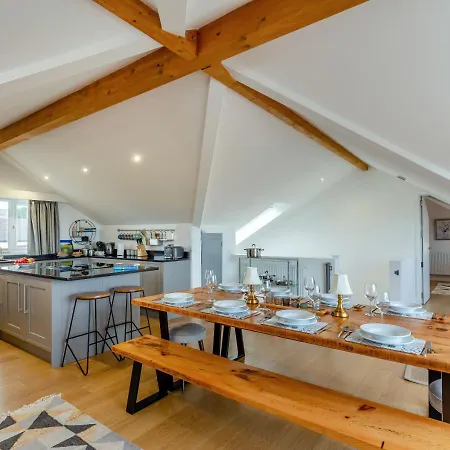 Roselyn - Holiday home *