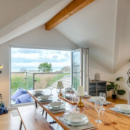 Holiday home Roselyn - *